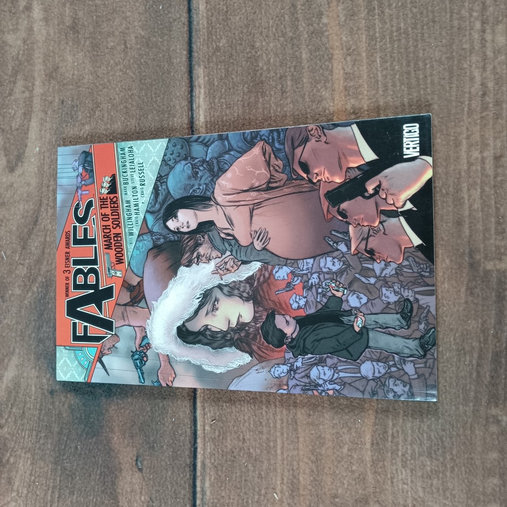Fables Vol 8 March of the Wooden Soldiers‎ Graphic Novel Comic Book